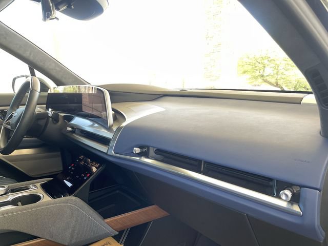 2026 Cadillac VISTIQ Premium Luxury - Photo 29