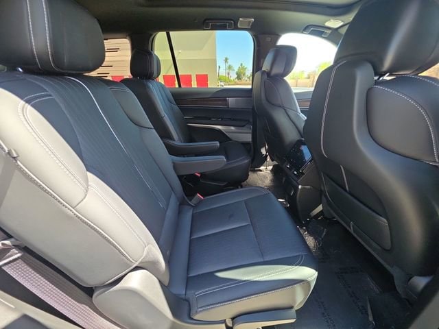 2026 Cadillac VISTIQ Luxury - Photo 26