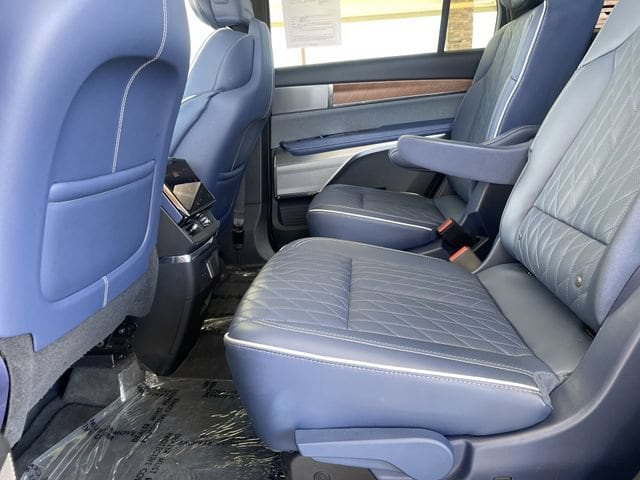 2026 Cadillac VISTIQ Premium Luxury - Photo 25