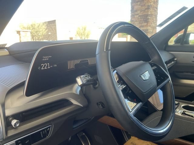 2026 Cadillac VISTIQ Premium Luxury - Photo 10