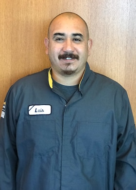 Staff member LUIS PADILLA from 7139efb80d73