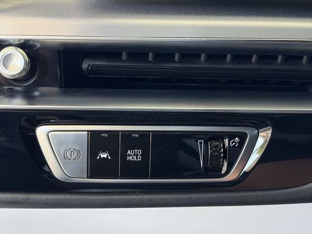 2026 Cadillac LYRIQ Premium Luxury - Photo 17