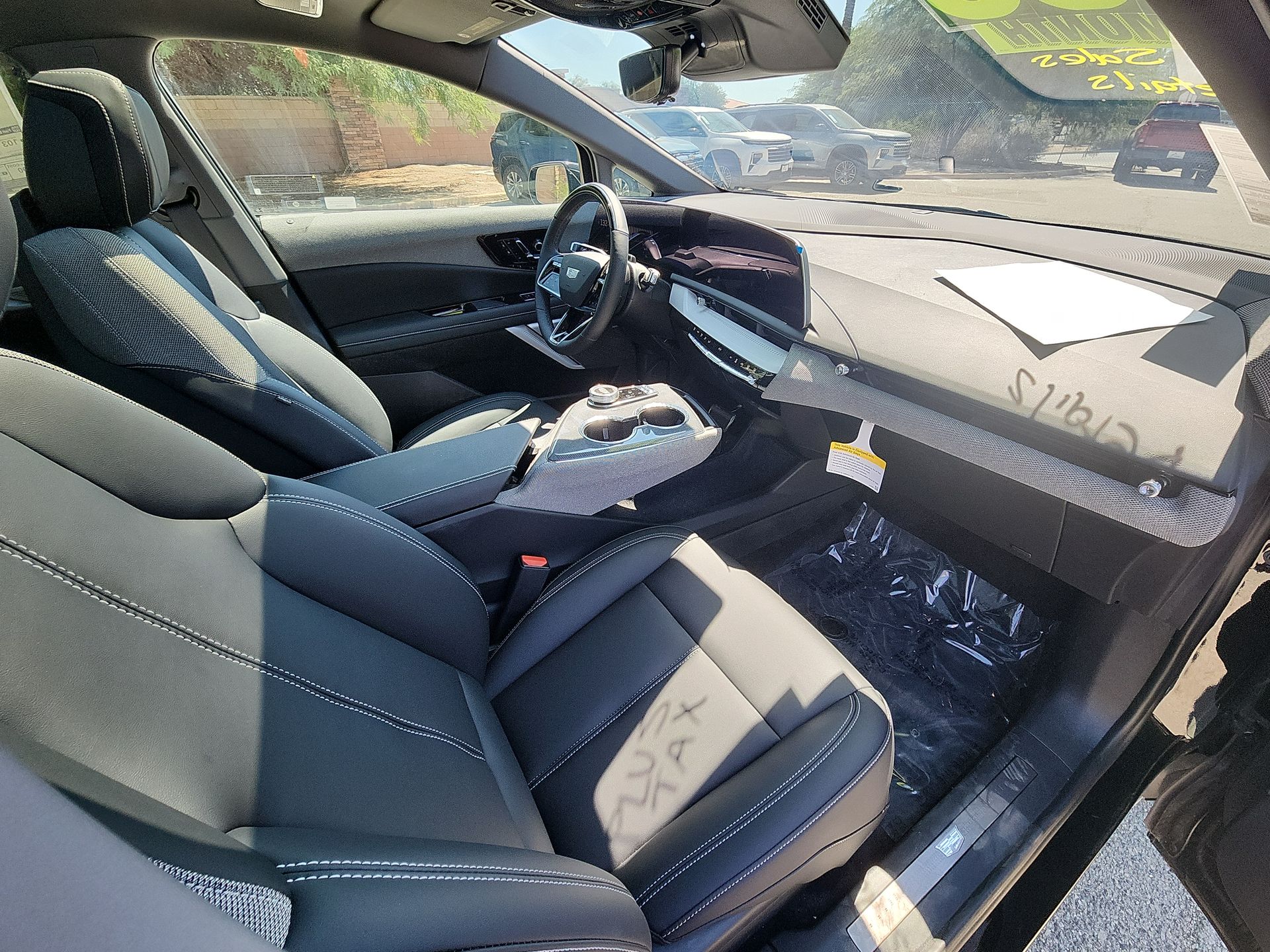 2025 Cadillac OPTIQ Luxury 1 - Photo 85