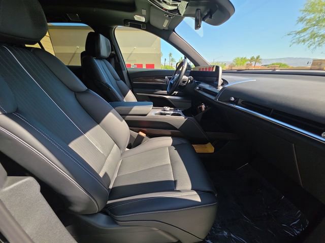 2026 Cadillac VISTIQ Luxury - Photo 27