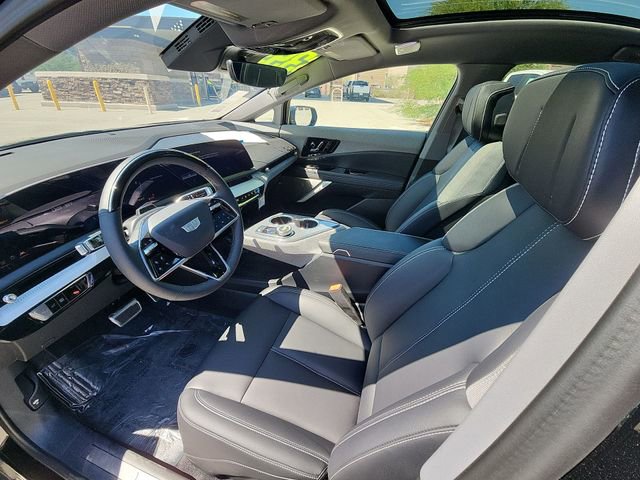 2025 Cadillac OPTIQ Luxury 1 - Photo 10