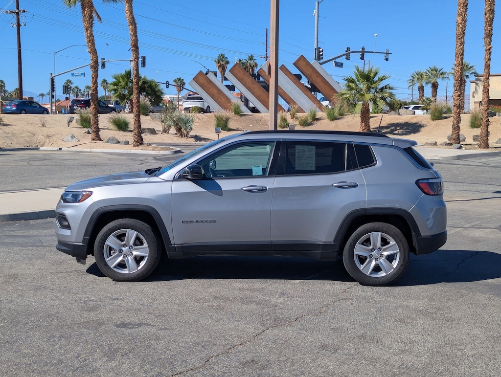 Used 2022 Jeep Compass Latitude Latitude FWD