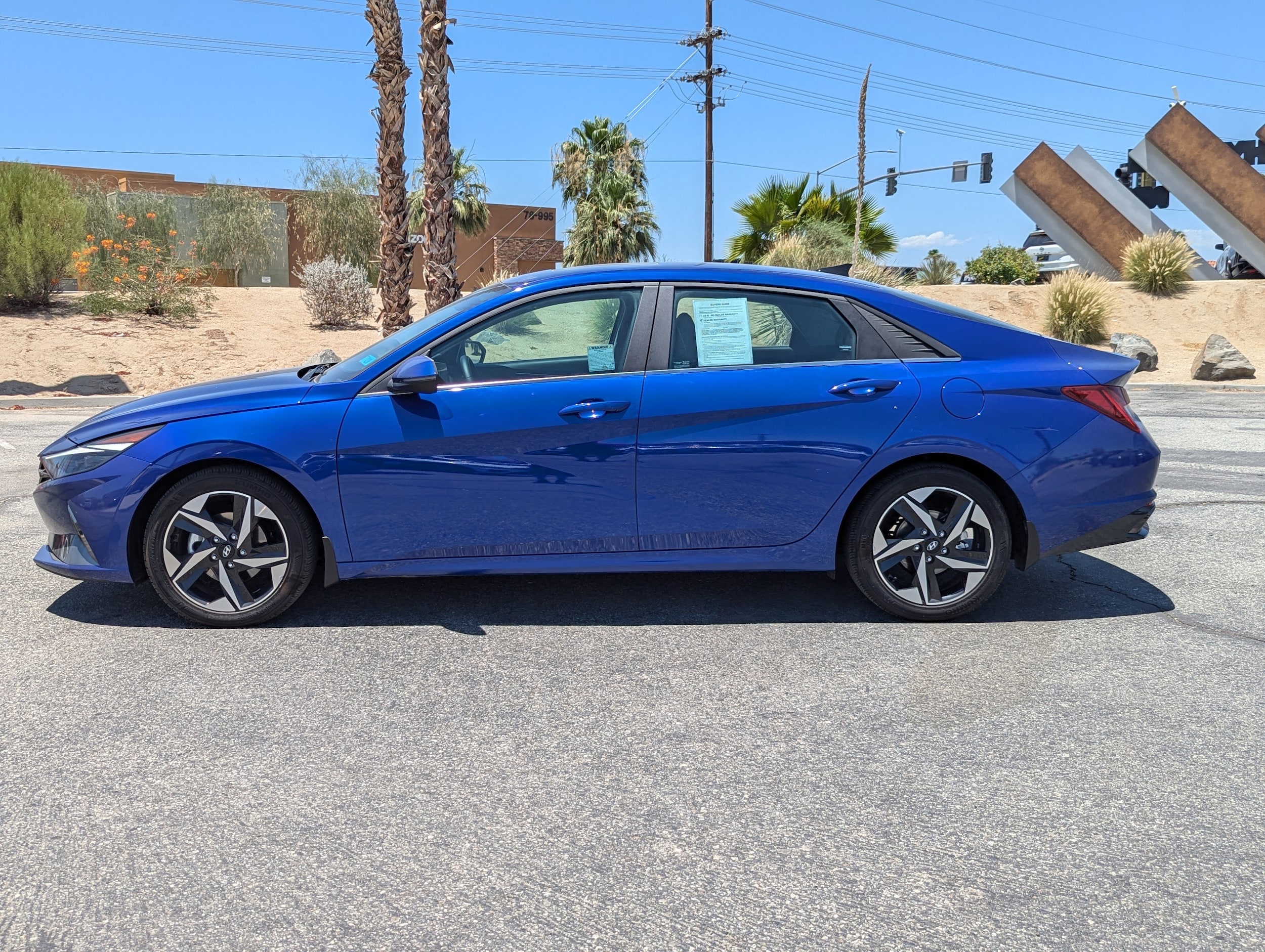 Used 2023 Hyundai Elantra Limited with VIN KMHLP4AG7PU425953 for sale in La Quinta, CA