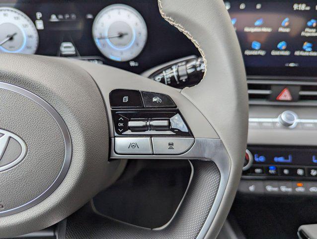2025 Hyundai Elantra SEL - Photo 15