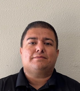 Staff member Abel Castro from ID_a89297