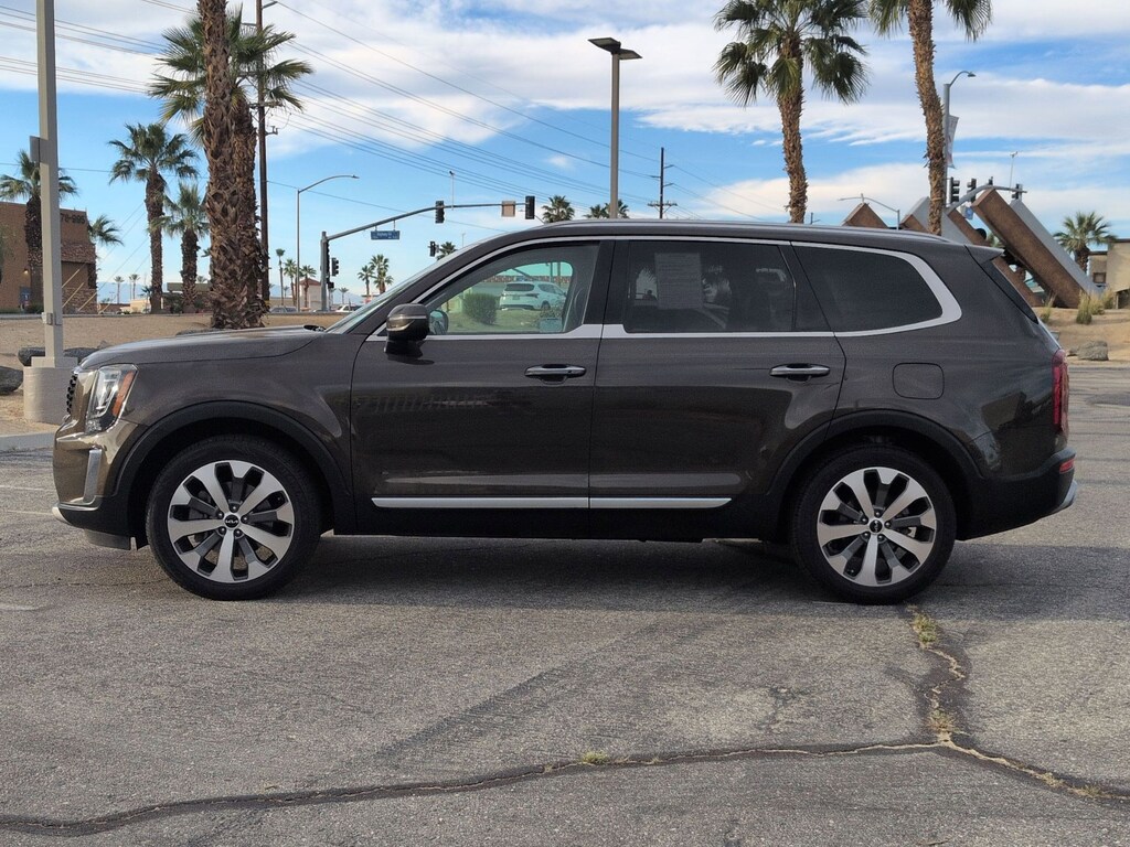 Used 2022 Kia Telluride S S FWD