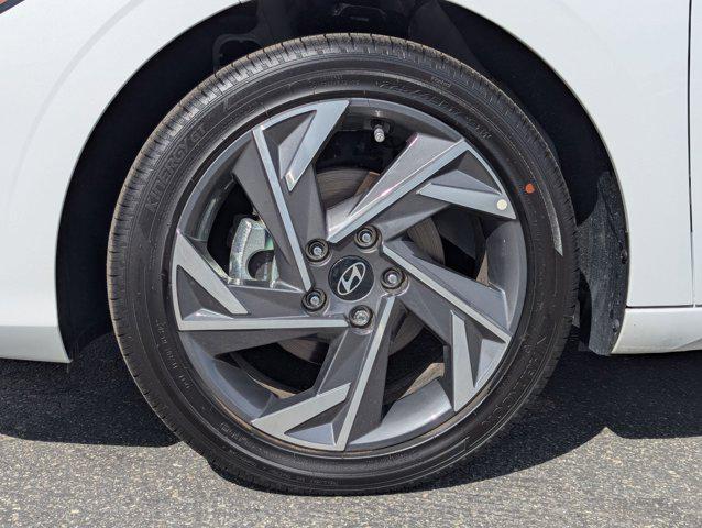 2025 Hyundai Elantra SEL - Photo 9