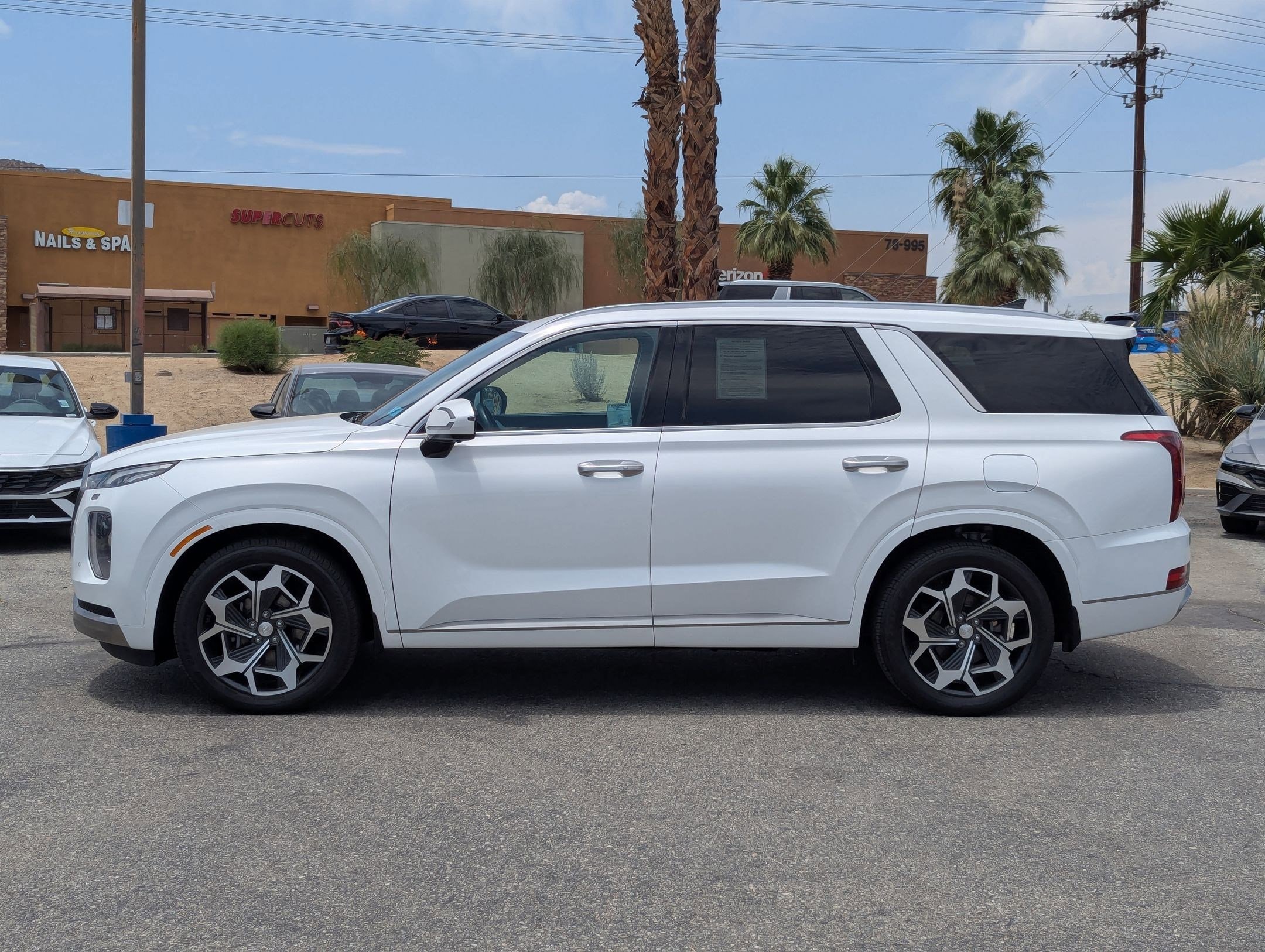 Used 2022 Hyundai Palisade Calligraphy with VIN KM8R7DHE9NU469206 for sale in La Quinta, CA