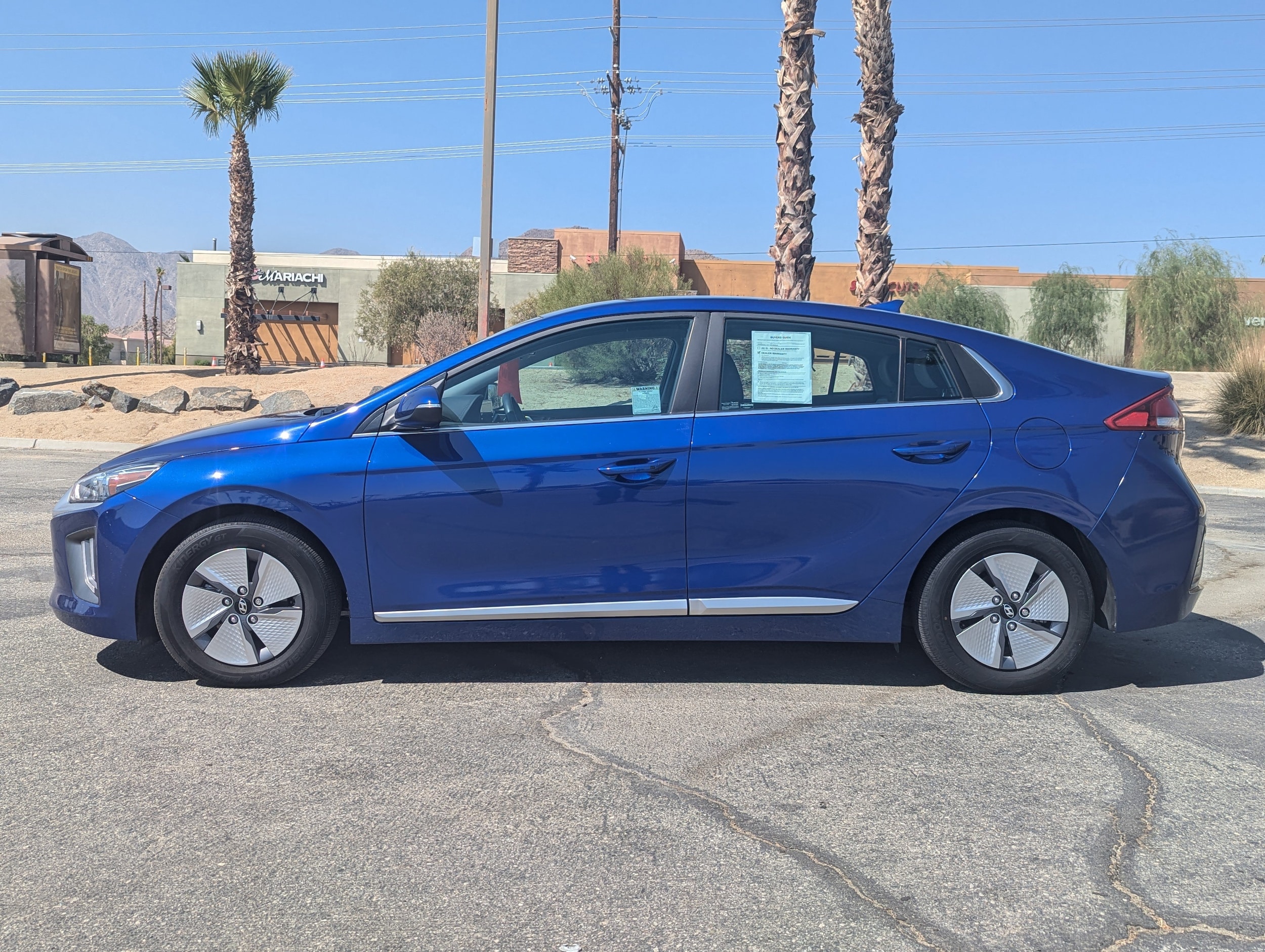 Used 2022 Hyundai Ioniq SE with VIN KMHC75LC6NU273547 for sale in La Quinta, CA