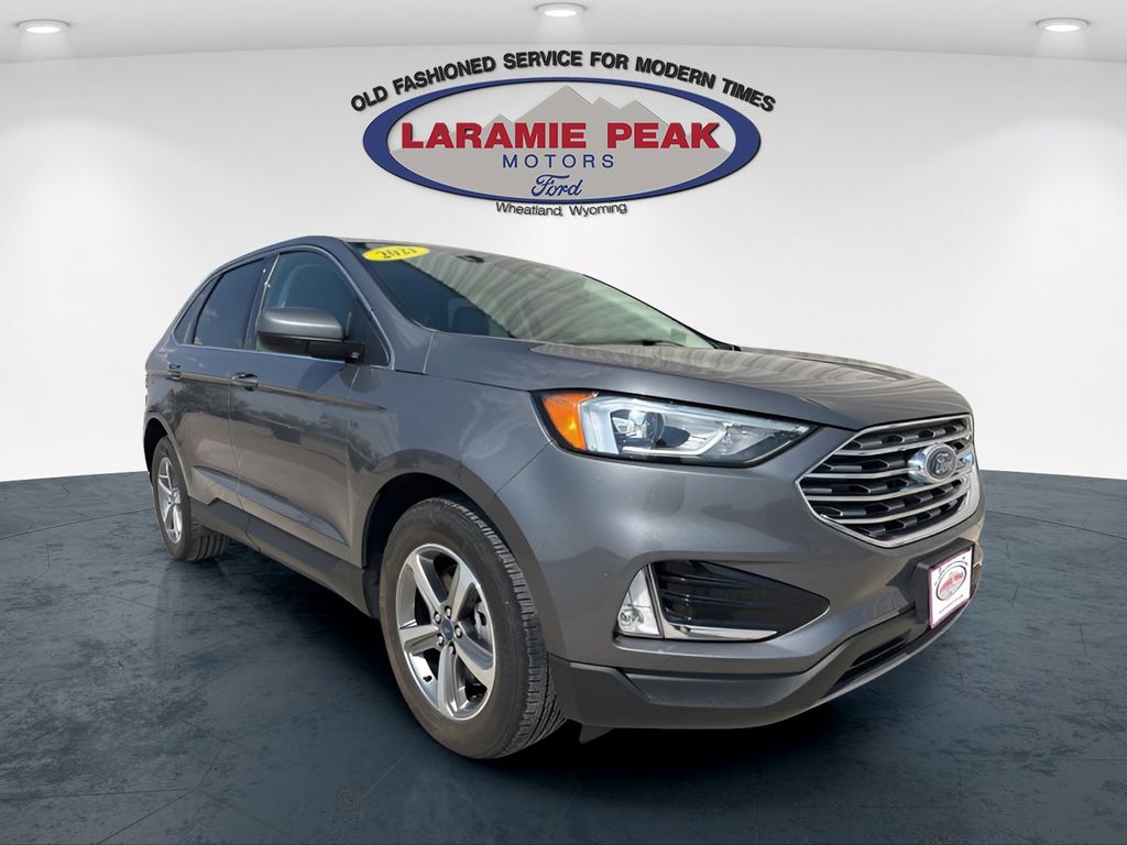 2021 Ford Edge SUV 
