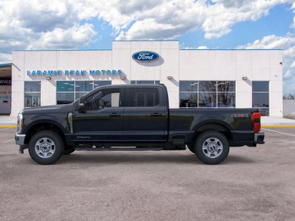 New 2026 Ford Super Duty F-350 SRW XLT Truck