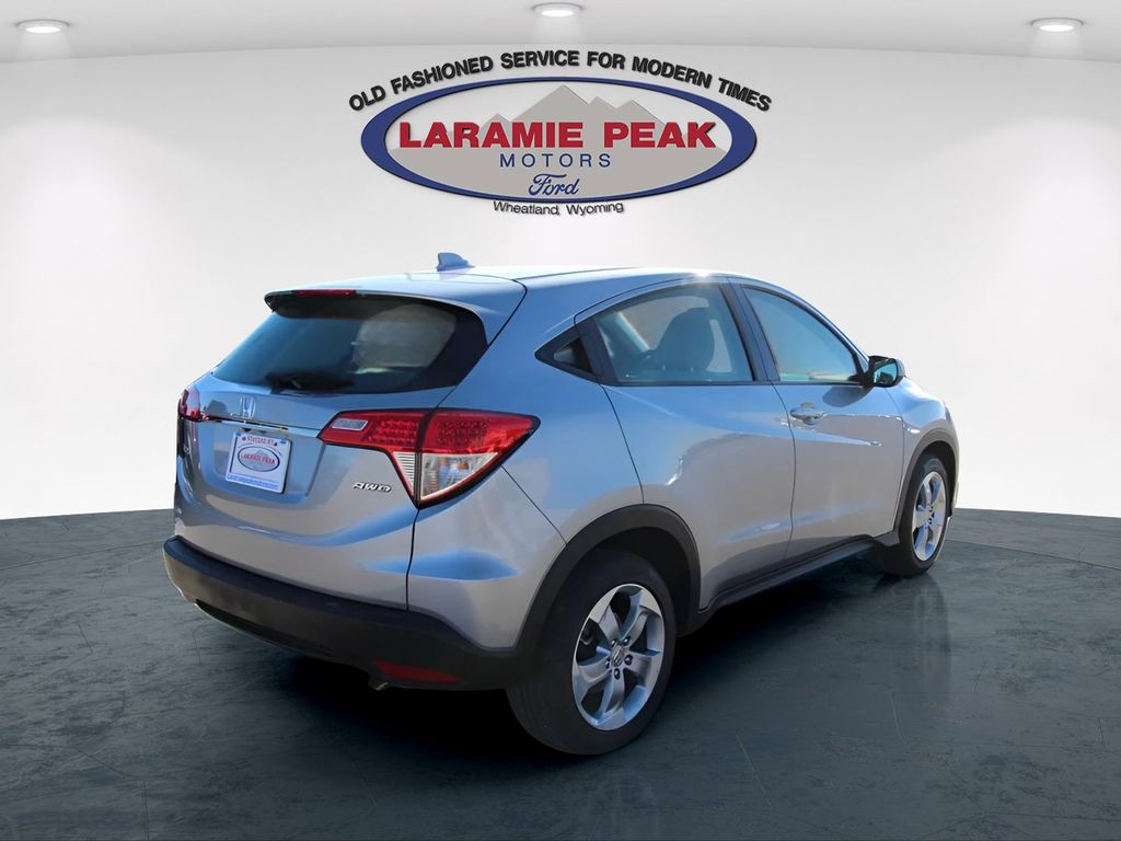 2020 Honda HR-V LX photo 2