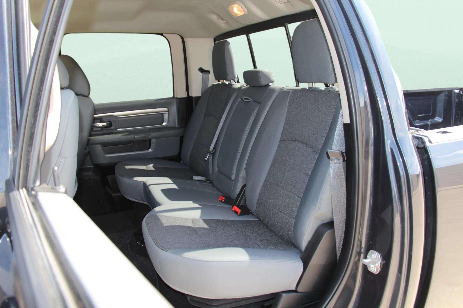 2018 RAM Ram 3500 Pickup SLT - Photo 26