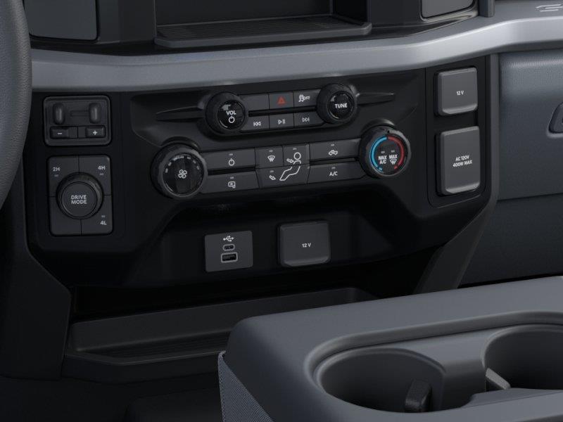 2026 Ford F-350 Super Duty Chassis Cab XL - Photo 16