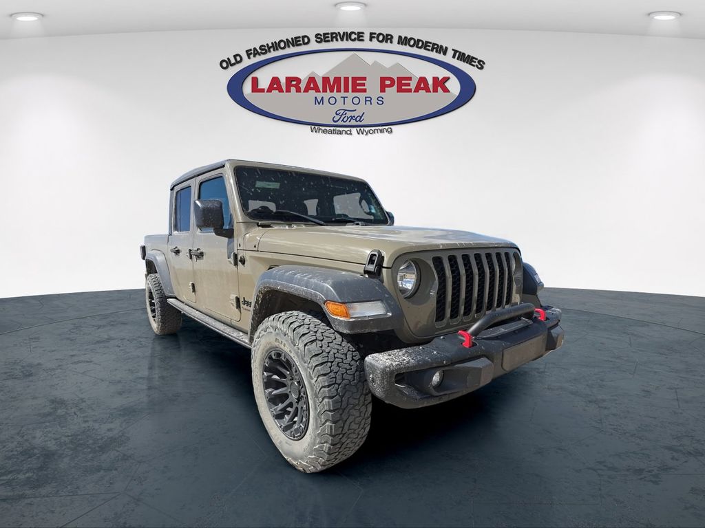 2020 Jeep Gladiator Sport