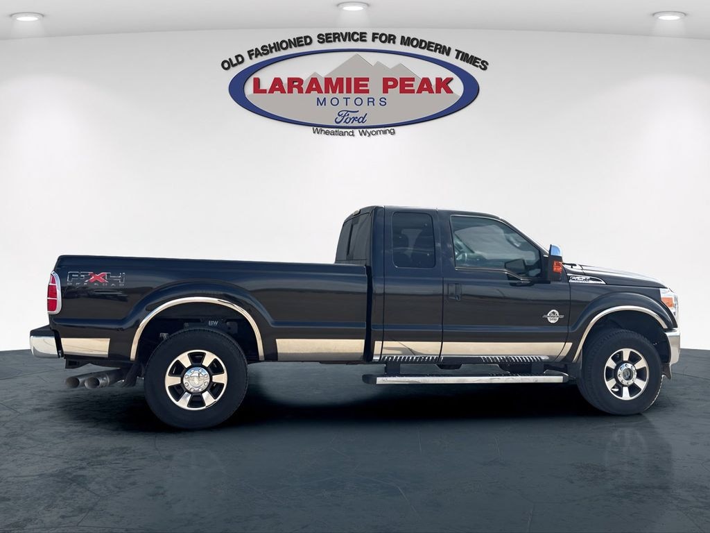 Used 2011 Ford F-250SD Lariat Truck