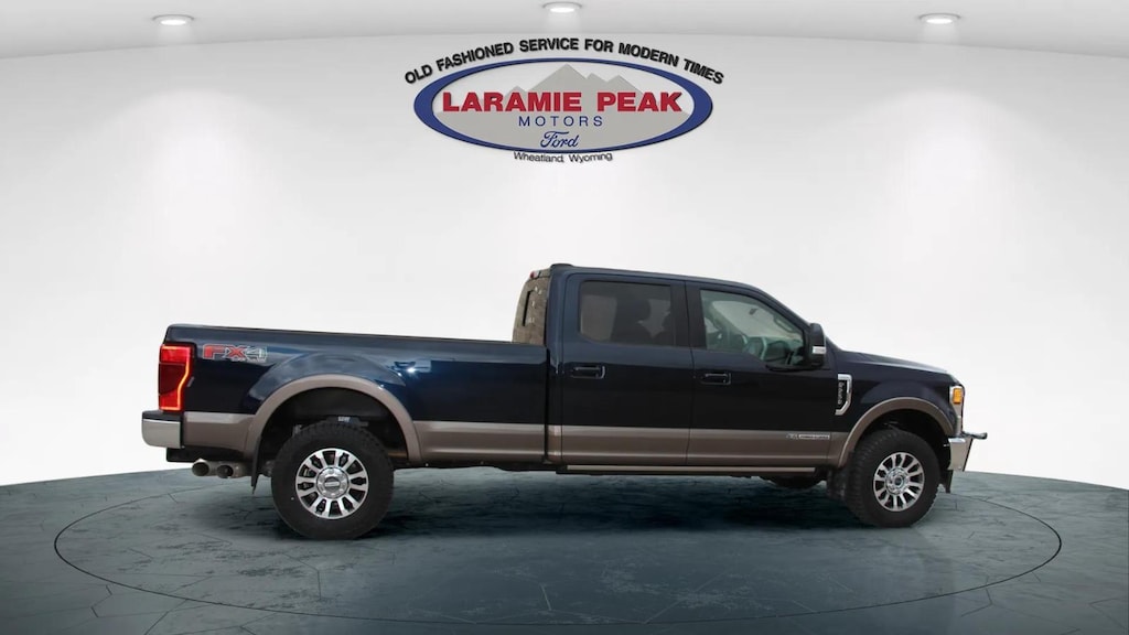 Used 2022 Ford Super Duty F-250 SRW Lariat Truck
