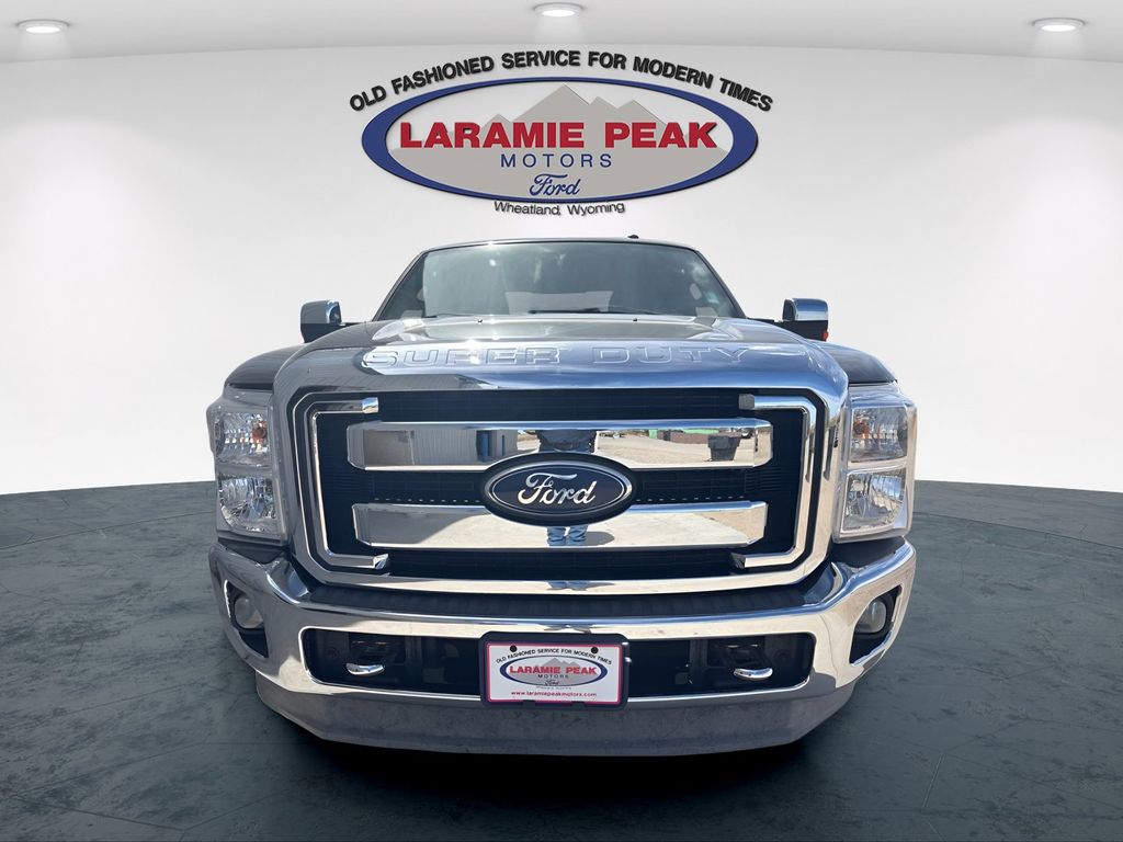 2011 Ford F-250 Lariat photo 3
