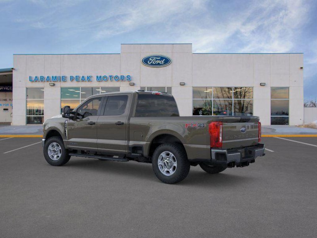 New 2026 Ford Super Duty F-350 SRW 4x4 XLT Truck