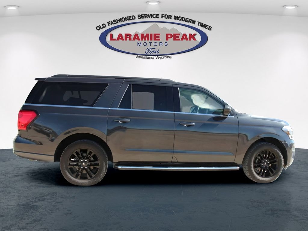 Used 2022 Ford Expedition Max XLT SUV