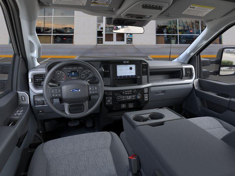 2026 Ford F-350 Super Duty XL - Photo 9
