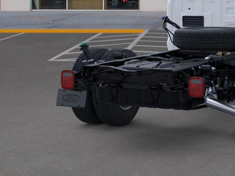 2026 Ford F-350 Super Duty Chassis Cab XL - Photo 22