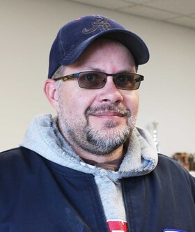 Staff member Jeff Anderson from ID_9f33191443a6