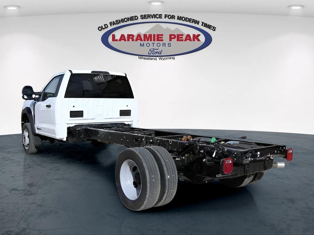 New 2024 Ford F-550SD XLT Chassis