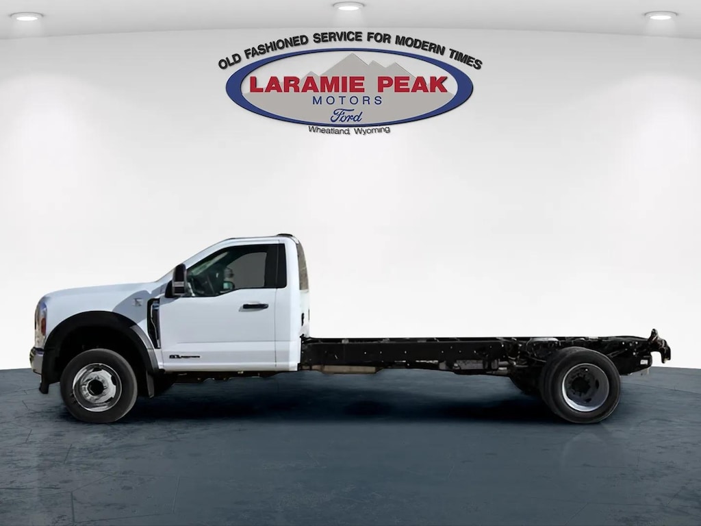 New 2024 Ford F-550SD XLT Chassis