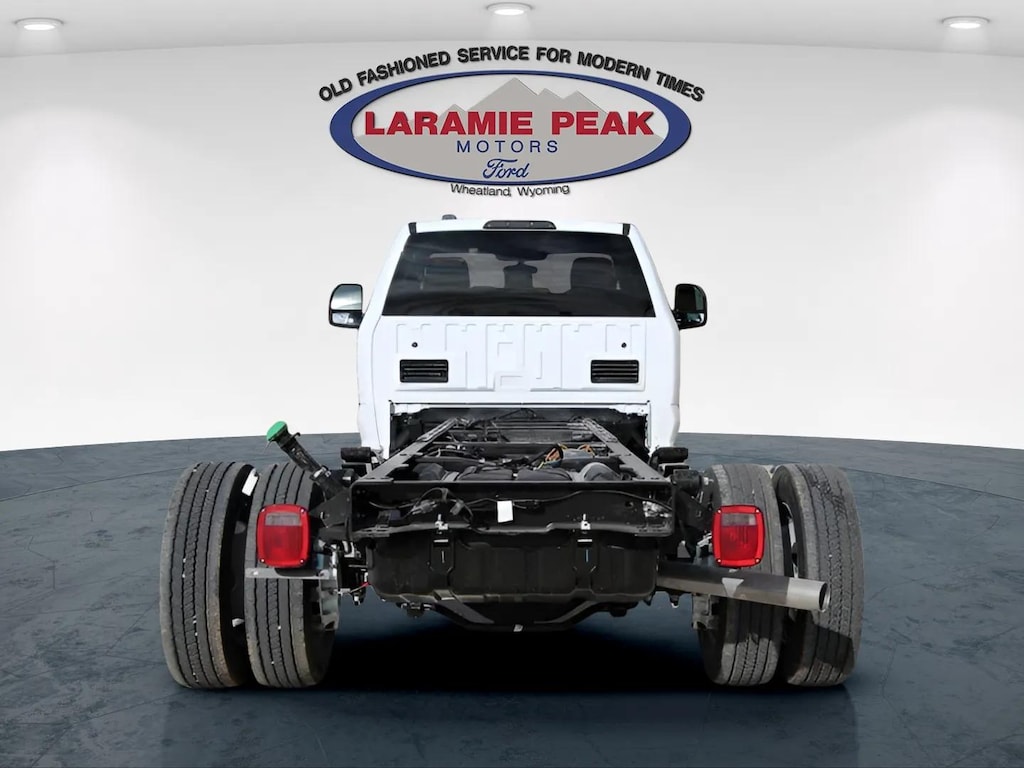 New 2024 Ford F-550SD XLT Chassis