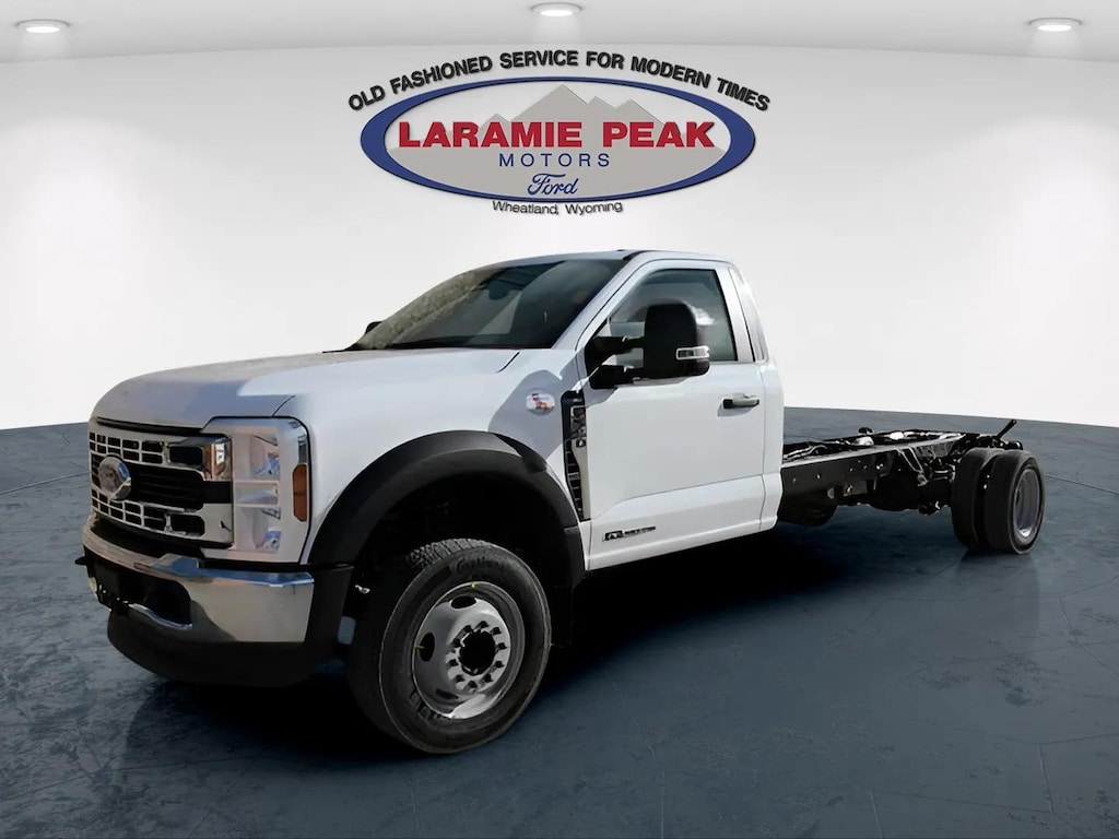New 2024 Ford F-550SD XLT Chassis
