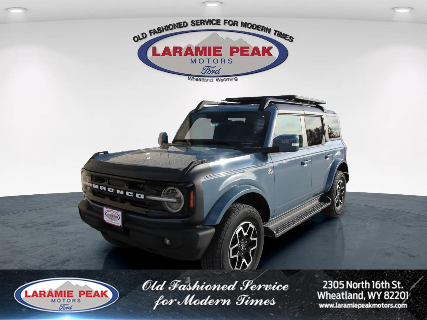 2025 Ford Bronco 4-Door Outer Banks