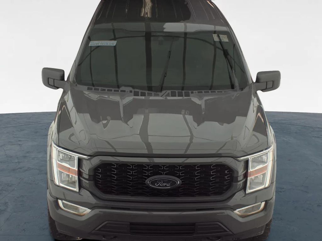 2021 Ford F-150 XL photo 3