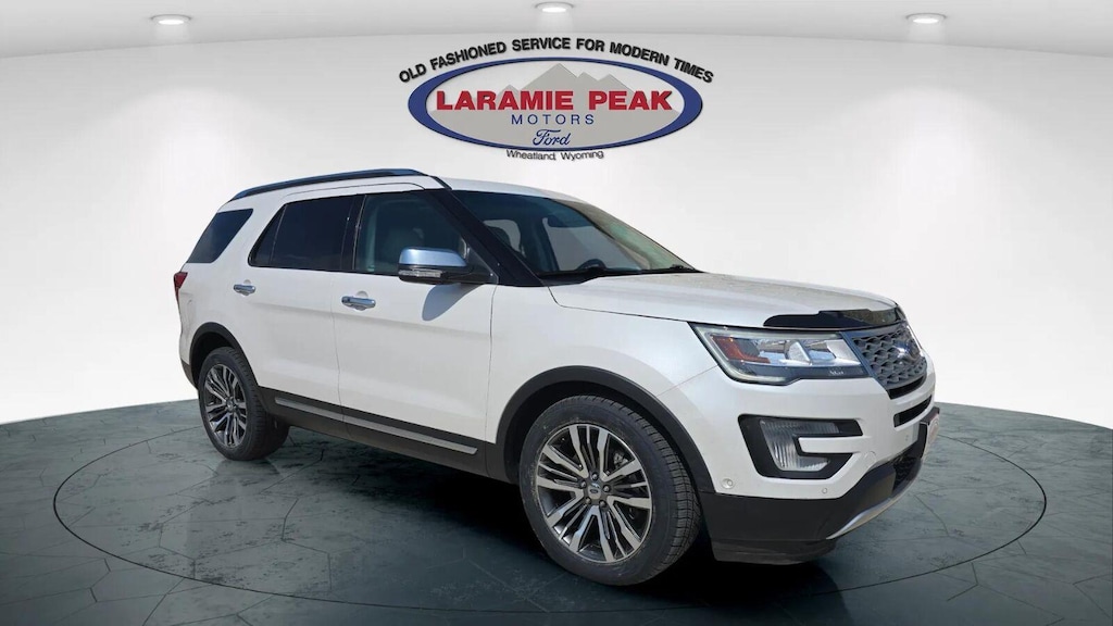Used 2017 Ford Explorer Platinum SUV