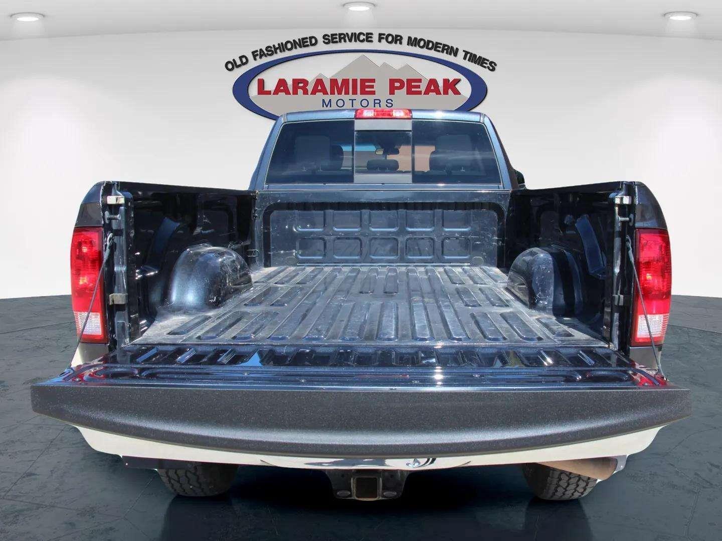 2018 RAM Ram 3500 Pickup SLT - Photo 11