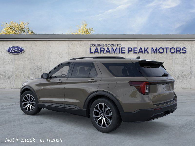 2026 Ford Explorer ST-Line photo 3