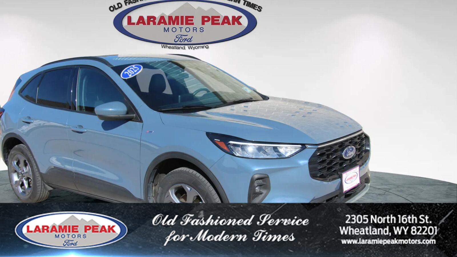 2025 Ford Escape ST-Line Select