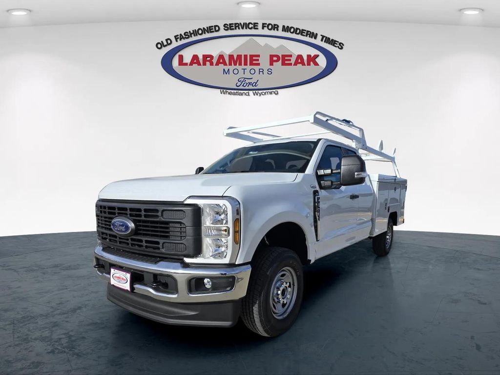 2026 Ford F-250 Super Duty XL's photo