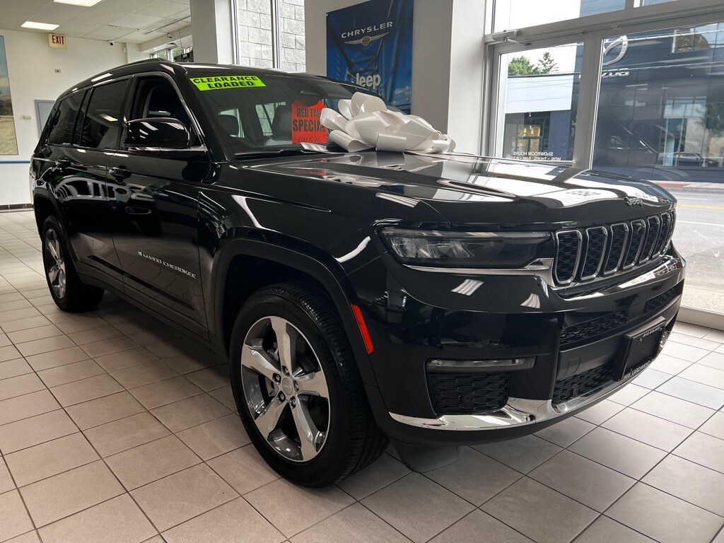 2021 Jeep Grand Cherokee Limited photo 2