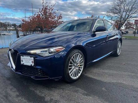 2019 Alfa Romeo Giulia Ti Lusso AWD Ti Lusso  Sedan