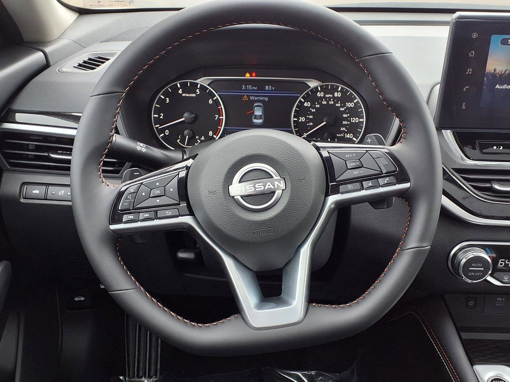 2025 Nissan Altima SR - Photo 16