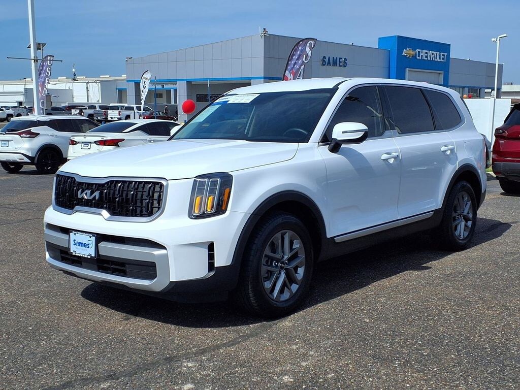 Used 2024 Kia Telluride LX SUV