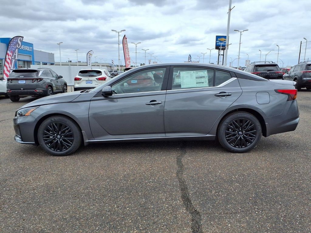 New 2026 Nissan Altima SV Sedan