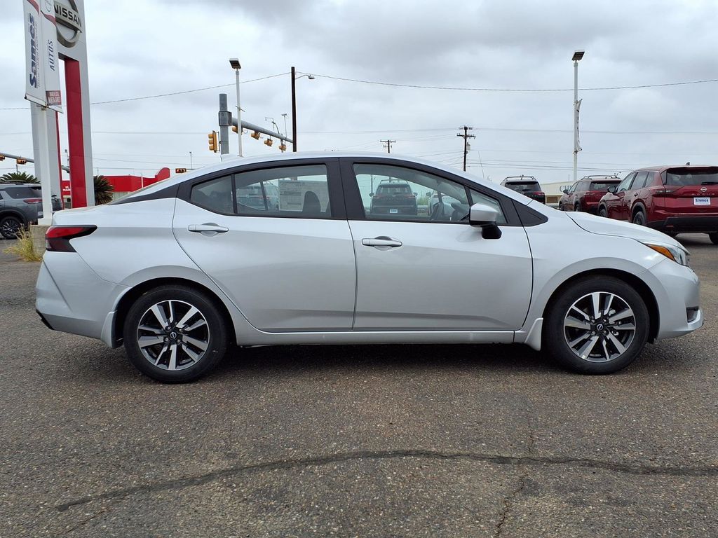 2025 Nissan Versa Sedan SV - Photo 8