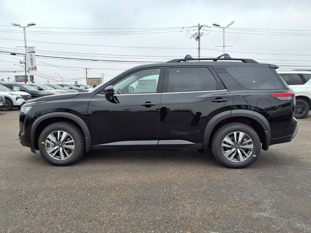 New 2026 Nissan Pathfinder SL SUV