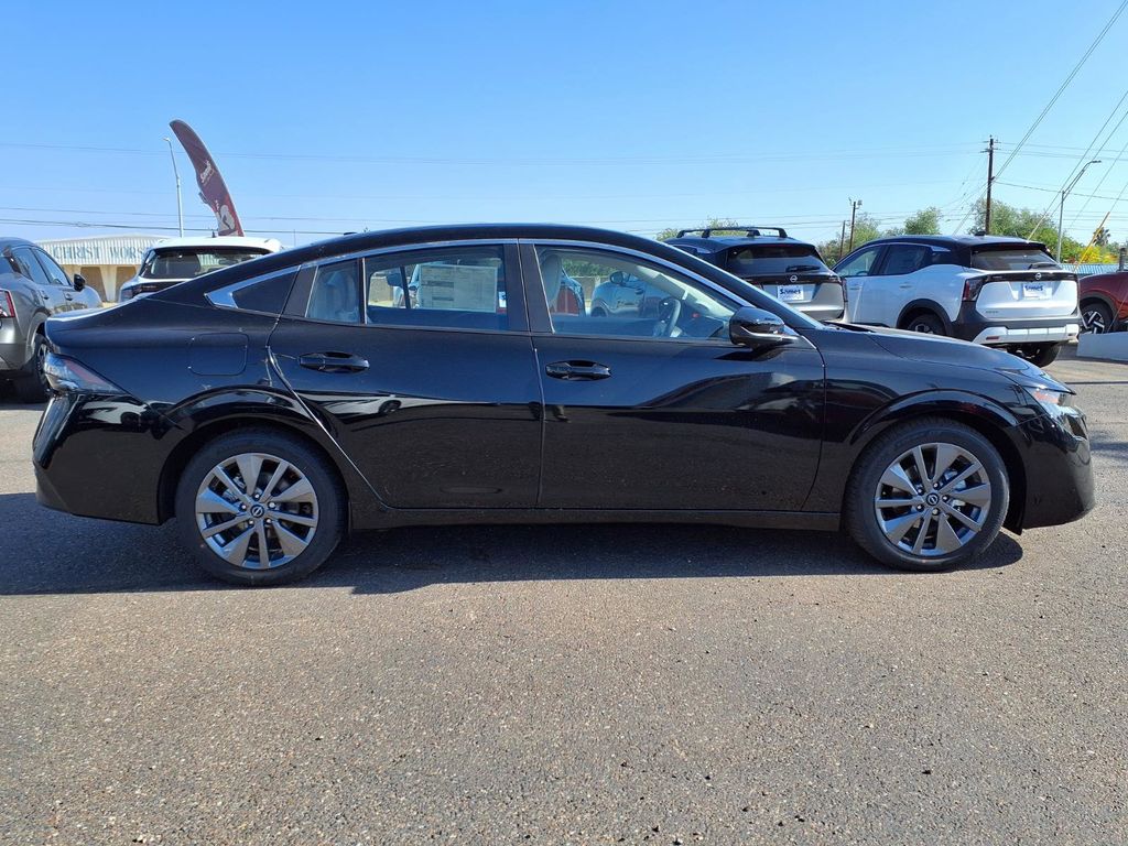 2026 Nissan Sentra SL - Photo 8